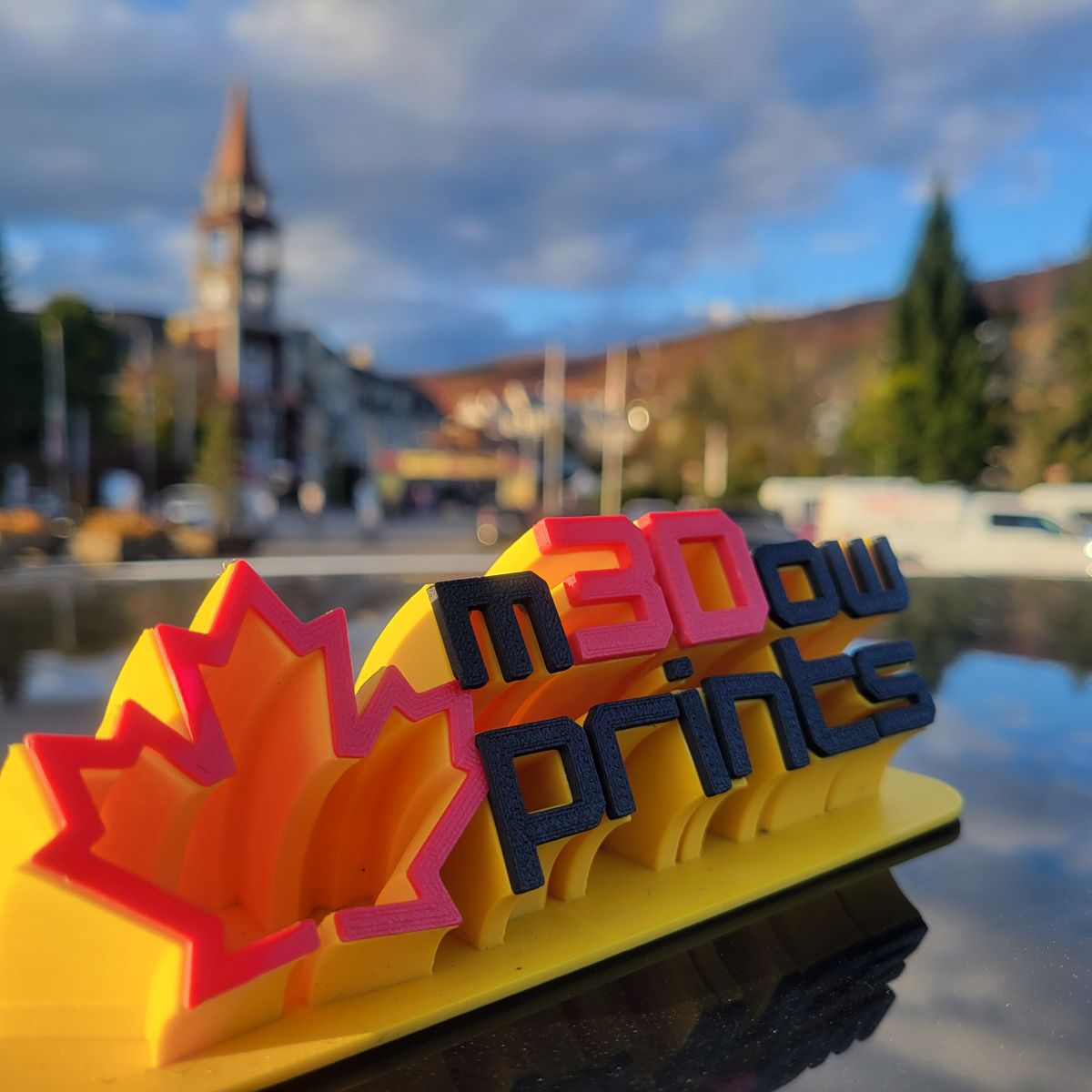 Close-up of the multicolour m3dowprints nameplate
